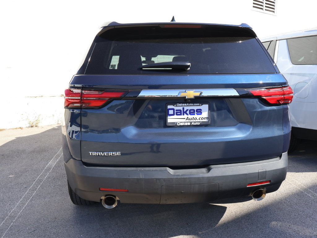 Used 2023 Chevrolet Traverse LS w/ Safety Package FWD image 9