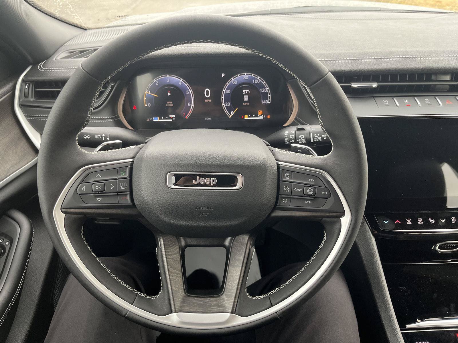 New 2026 Jeep Grand Cherokee Altitude AWD/4WD image 18