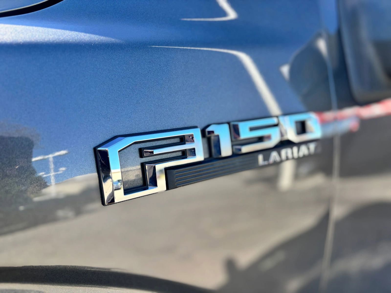 Used 2016 Ford F150 Lariat w/ Equipment Group 502A Luxury AWD/4WD image 11