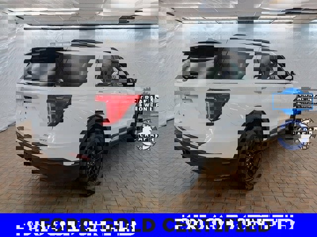 Certified 2023 Ford Explorer XLT w/ Class IV Trailer Tow Package image 7