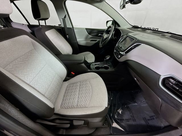 Used 2022 Chevrolet Equinox LS w/ LS Convenience Package image 26