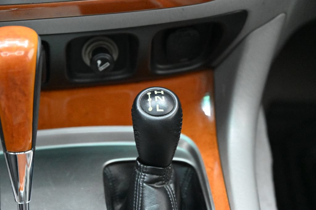 Used 2006 Lexus LX 470 4WD image 42