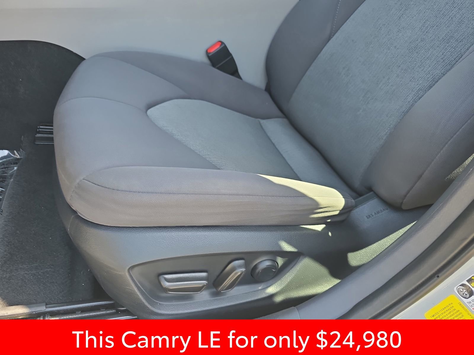 Used 2024 Toyota Camry LE FWD image 35