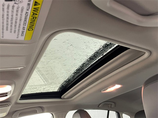 Used 2022 Subaru Crosstrek 2.5i Sport w/ Moonroof Package image 16