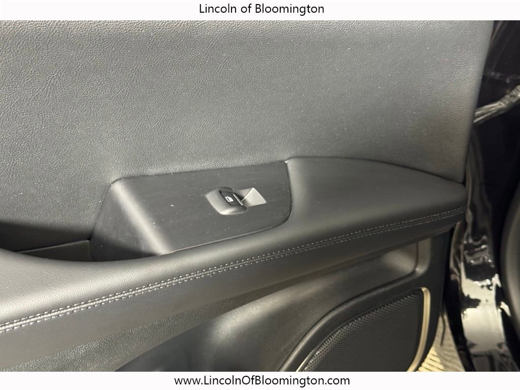 Used 2023 Lincoln Nautilus AWD w/ Premium Package image 50