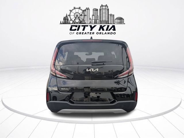 Certified 2023 Kia Soul S FWD image 4