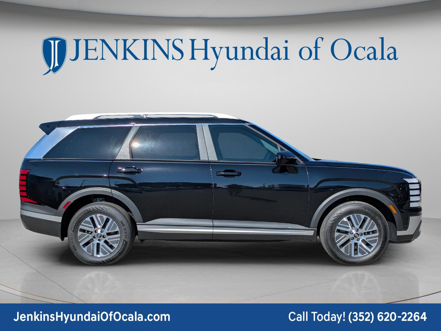 New 2026 Hyundai Palisade FWD Hybrid image 2
