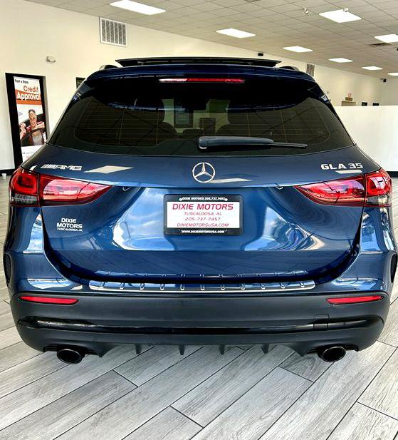 Used 2021 Mercedes-Benz GLA 35 AMG 4MATIC w/ Driver Assistance Package image 8
