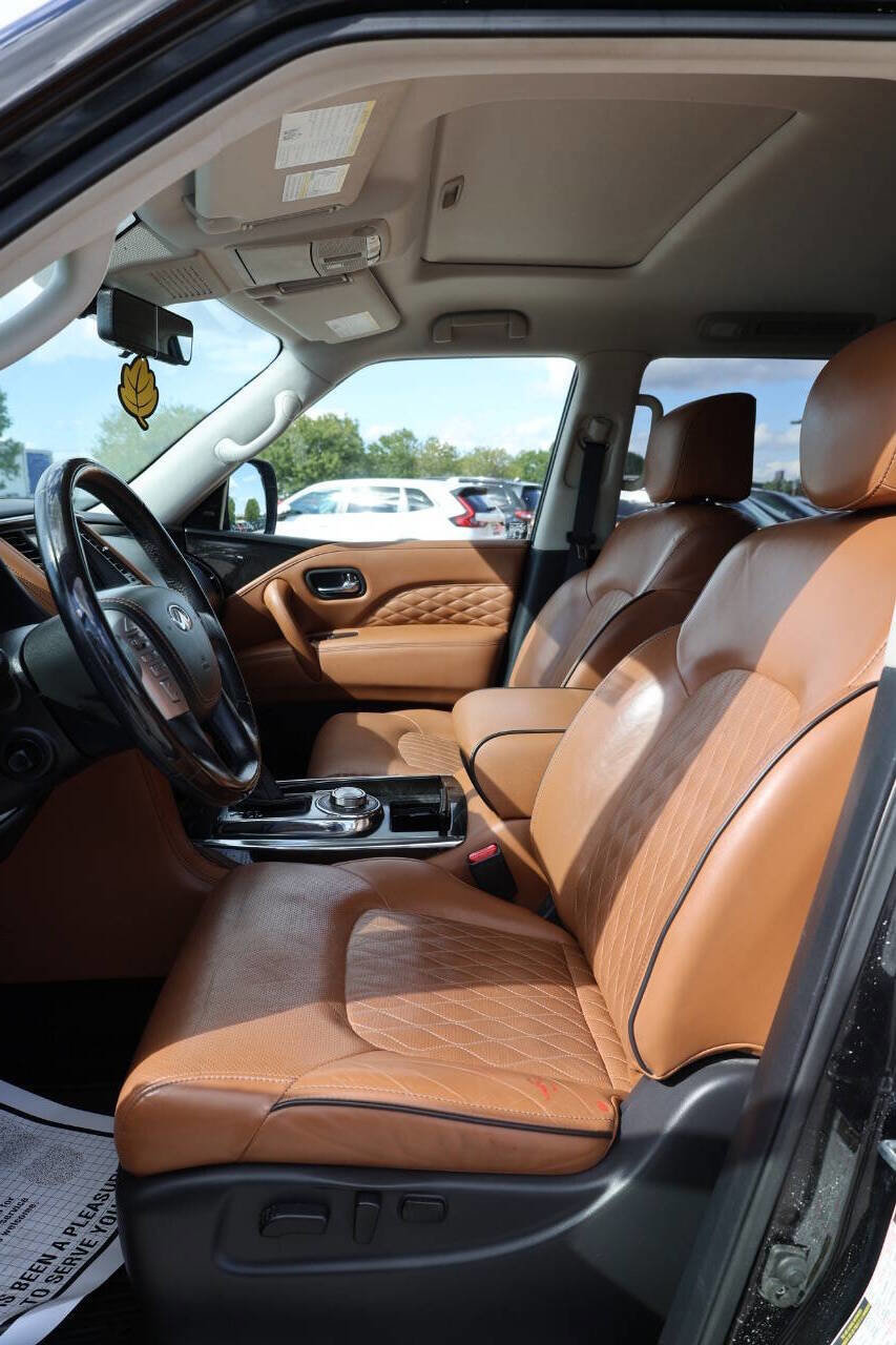 Used 2019 INFINITI QX80 Luxe AWD/4WD image 13