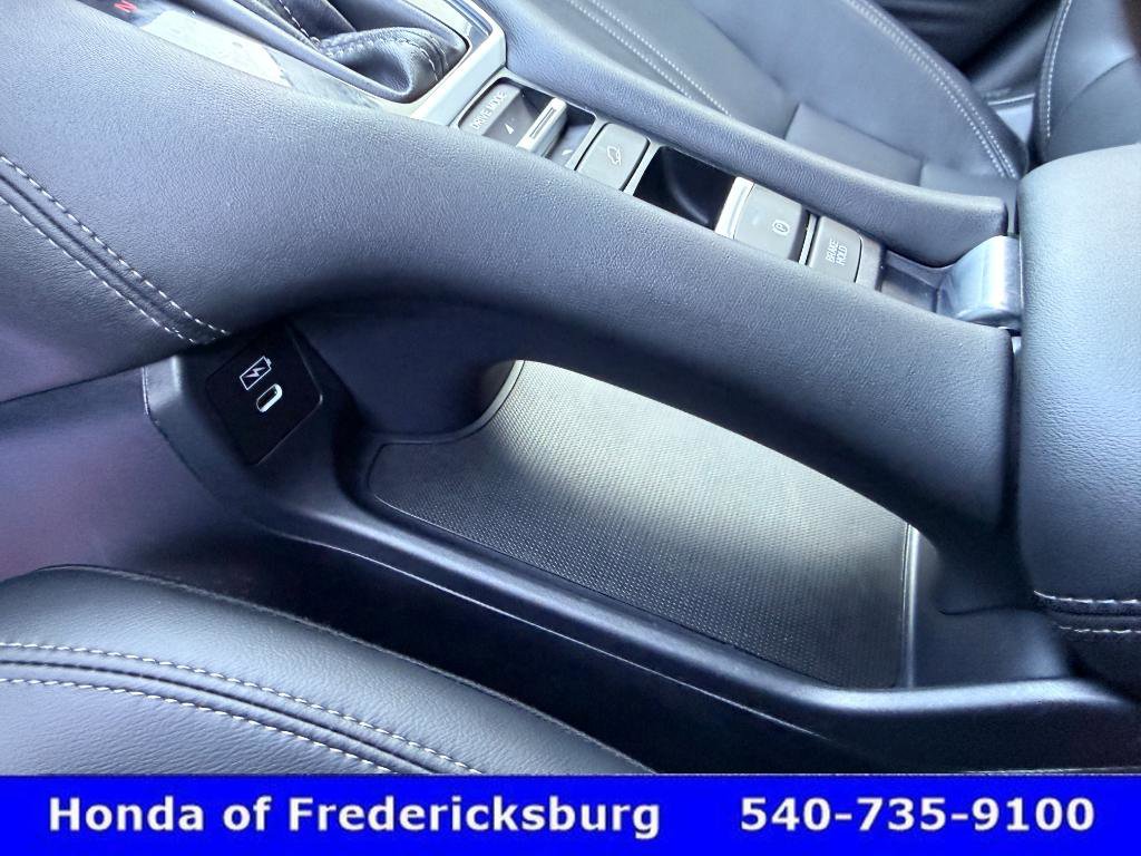 Certified 2024 Honda HR-V EX-L image 39