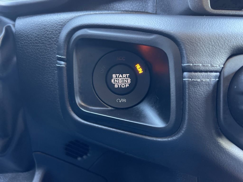 Certified 2025 Jeep Wrangler Unlimited Sahara image 14