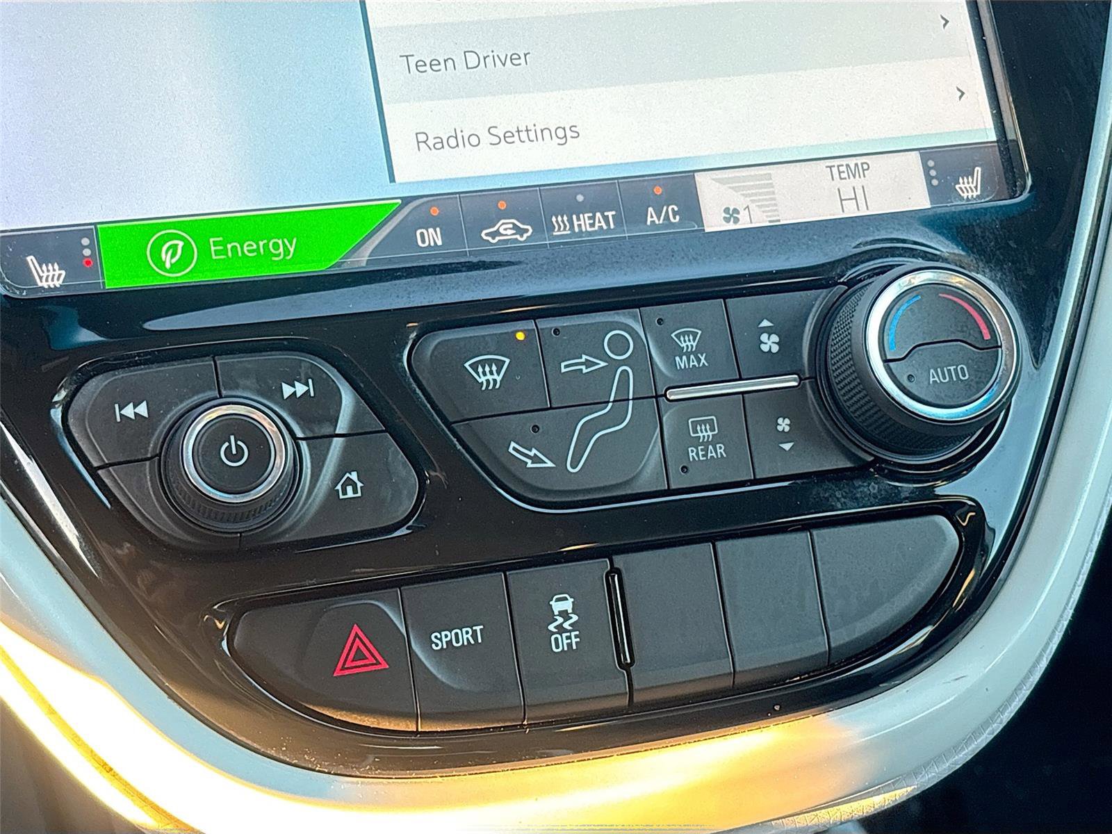 Used 2019 Chevrolet Bolt LT image 16