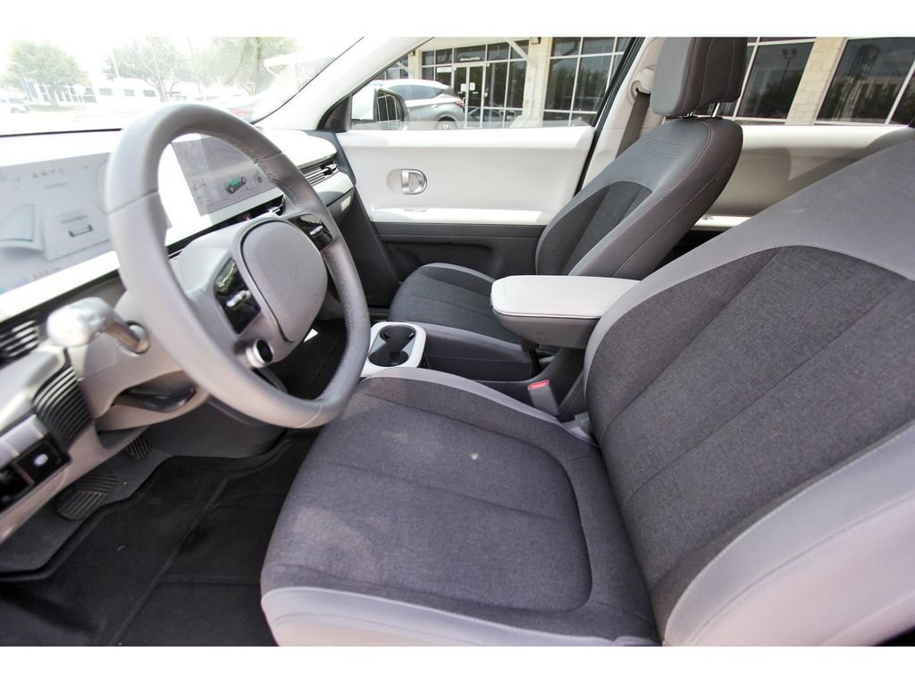 Certified 2024 Hyundai Ioniq 5 SE RWD image 16