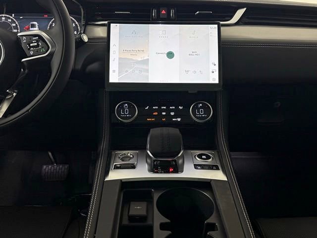 New 2026 Jaguar F-PACE R-Dynamic S AWD/4WD image 23