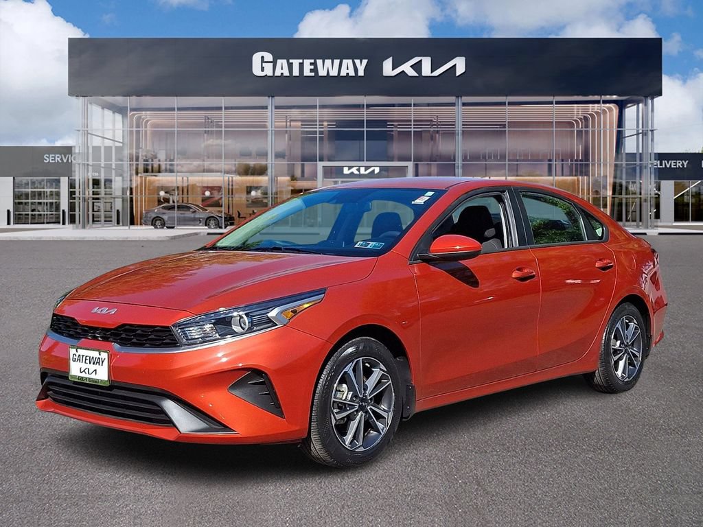 Certified 2022 Kia Forte LXS