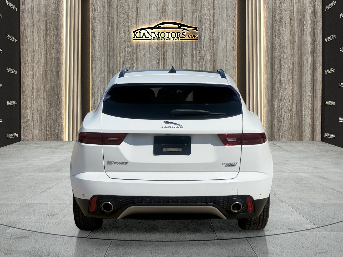 Used 2020 Jaguar E-PACE SE image 6