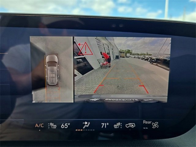 New 2025 Buick Enclave Preferred image 28