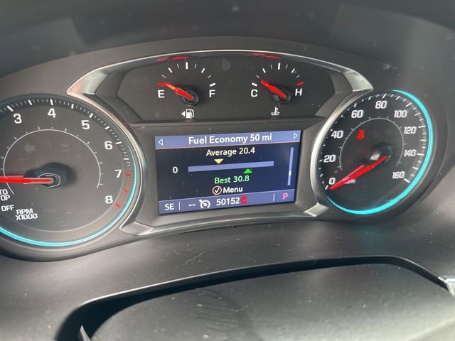 Used 2023 Chevrolet Traverse LT image 16