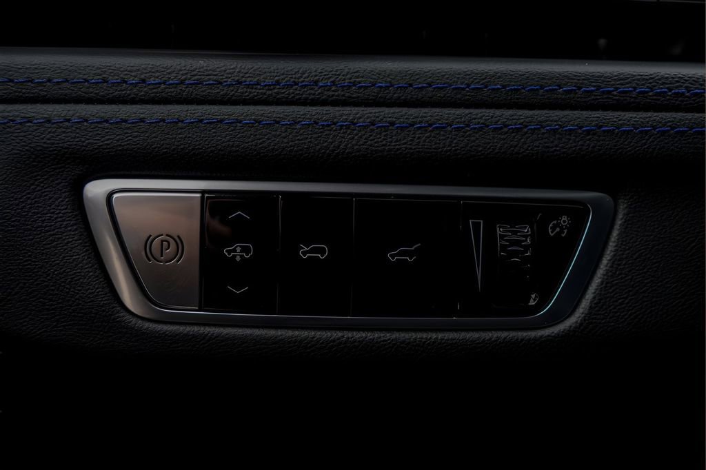 New 2026 Cadillac Escalade IQ Luxury 1 image 23