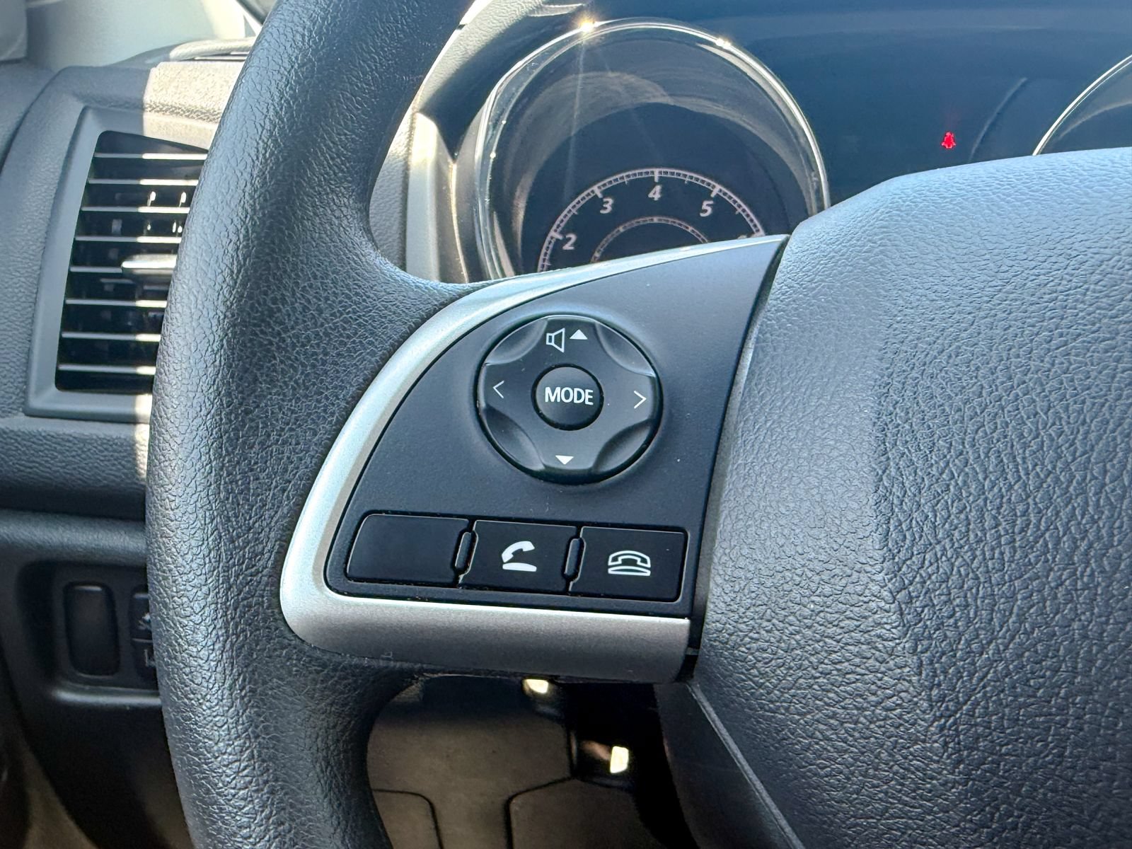 Used 2024 Mitsubishi Outlander Sport ES AWD/4WD image 37
