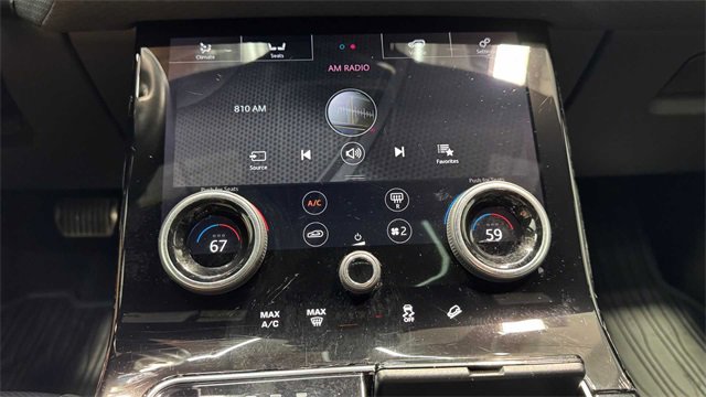 Used 2019 Land Rover Range Rover Velar R-Dynamic SE image 29