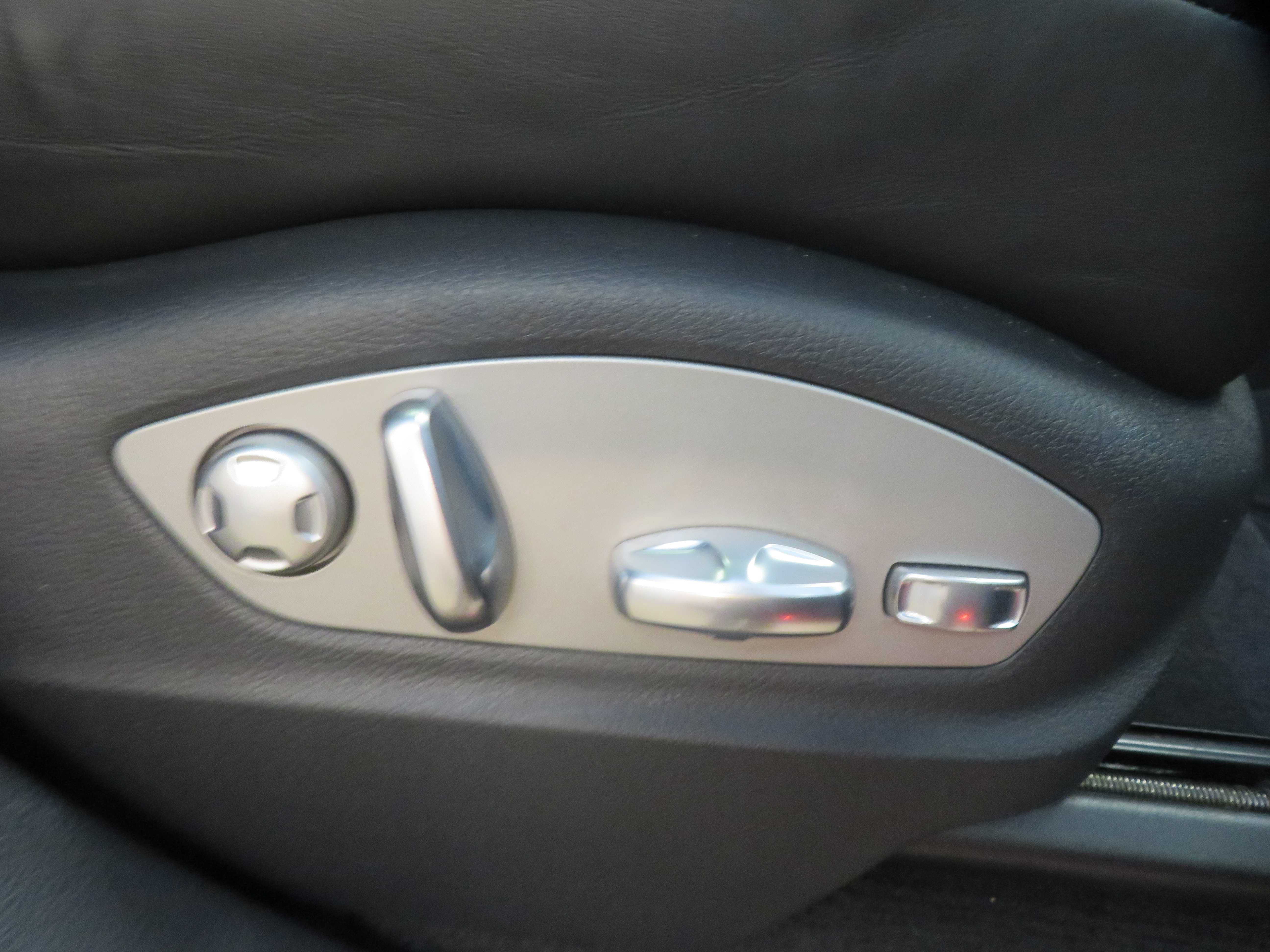 Used 2016 Porsche Cayenne AWD/4WD image 26