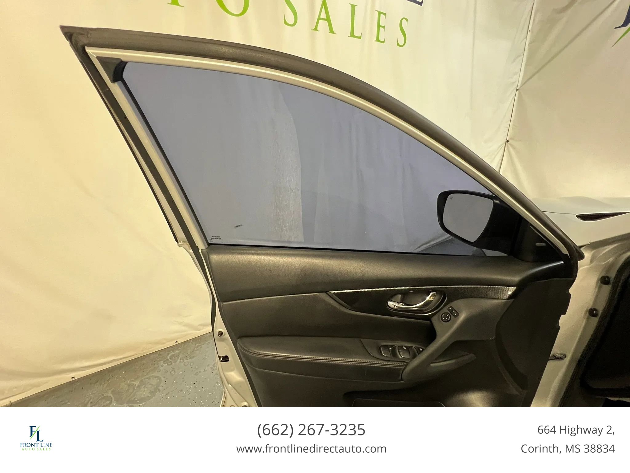 Used 2015 Nissan Rogue SL w/ SL Premium Package FWD image 12