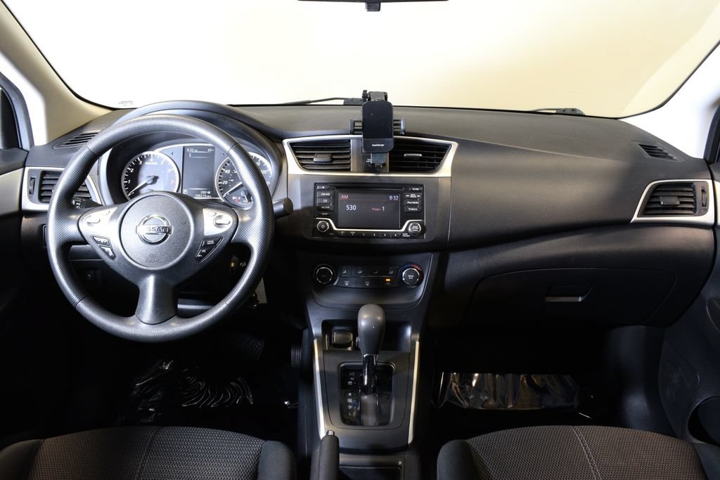 Used 2018 Nissan Sentra S FWD image 13
