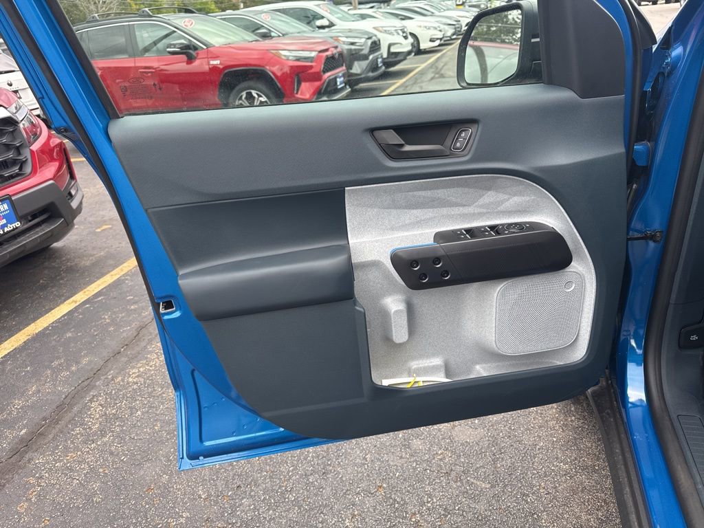 New 2025 Ford Maverick XLT w/ Equipment Group 302A image 9