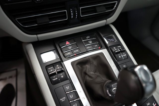 Used 2020 Porsche Macan S image 42