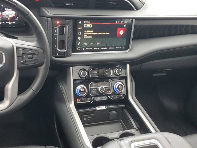 Certified 2023 GMC Yukon Denali w/ Denali Reserve Package AWD/4WD image 13