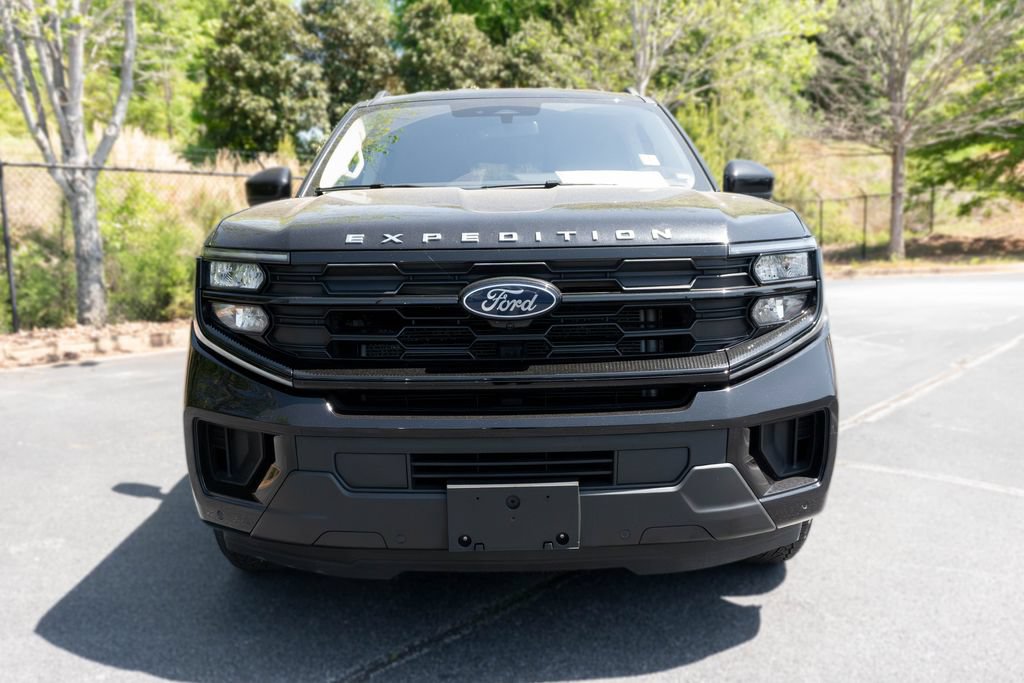 Used 2025 Ford Expedition Max Active RWD image 5