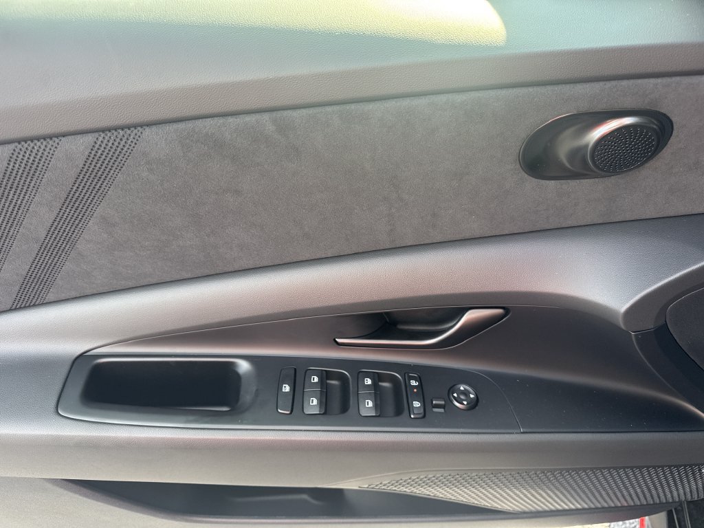 New 2026 Hyundai Elantra N FWD image 10