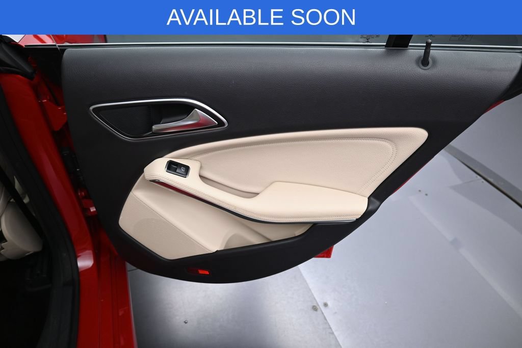 Used 2019 Mercedes-Benz CLA 250 4MATIC image 34