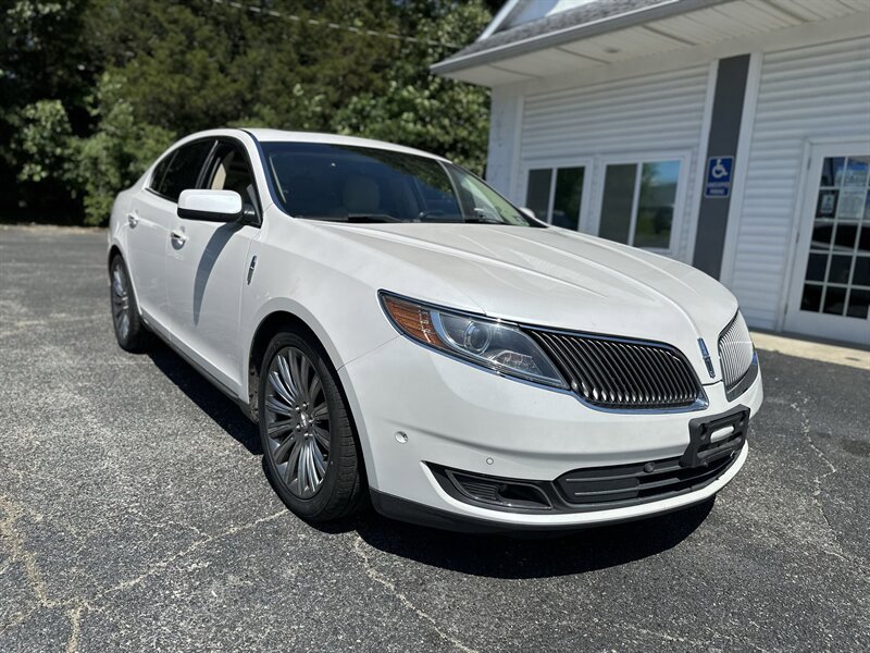 Used 2013 Lincoln MKS AWD image 2