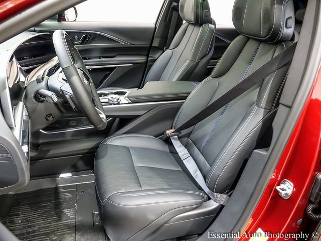 New 2025 Cadillac Lyriq Luxury w/ LPO, Floor Liner Package image 8