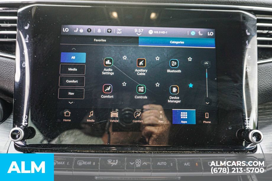 Used 2023 Jeep Wagoneer Series III w/ Preferred Equipment Group image 37