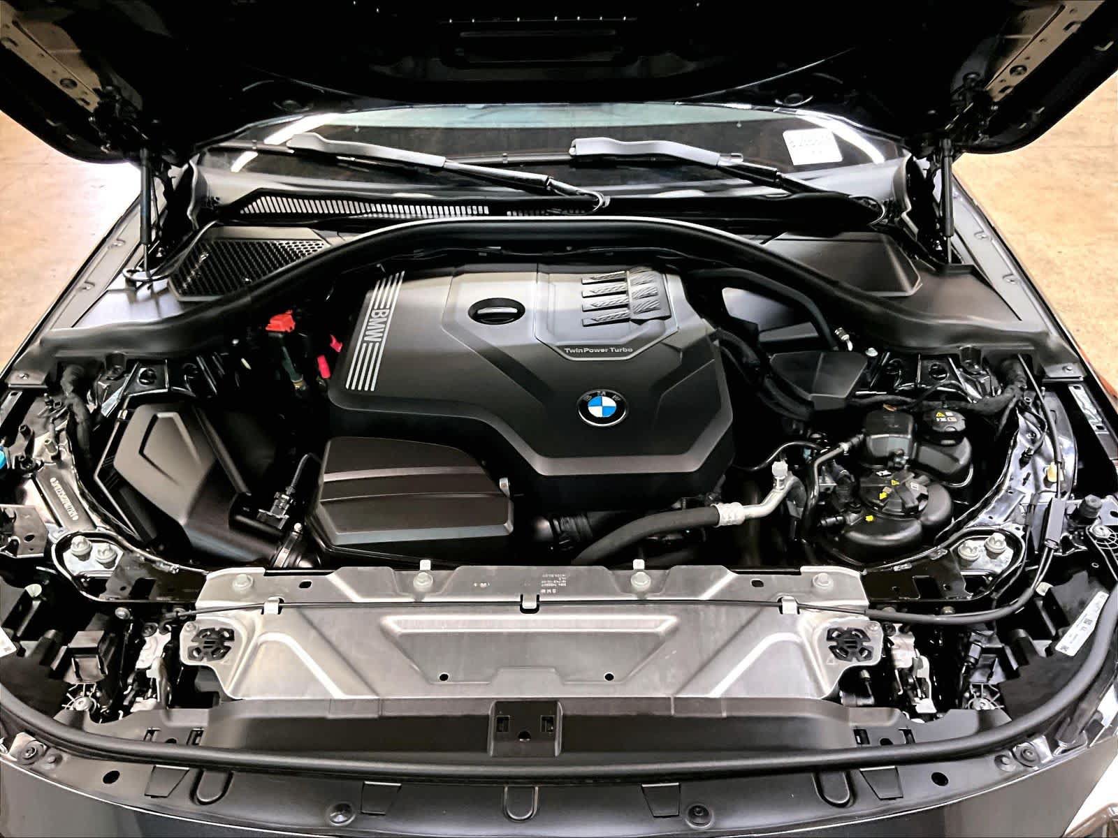Used 2023 BMW 230i Coupe w/ Convenience Package RWD image 13