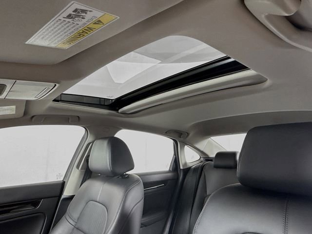 Used 2024 Honda Civic Touring image 24