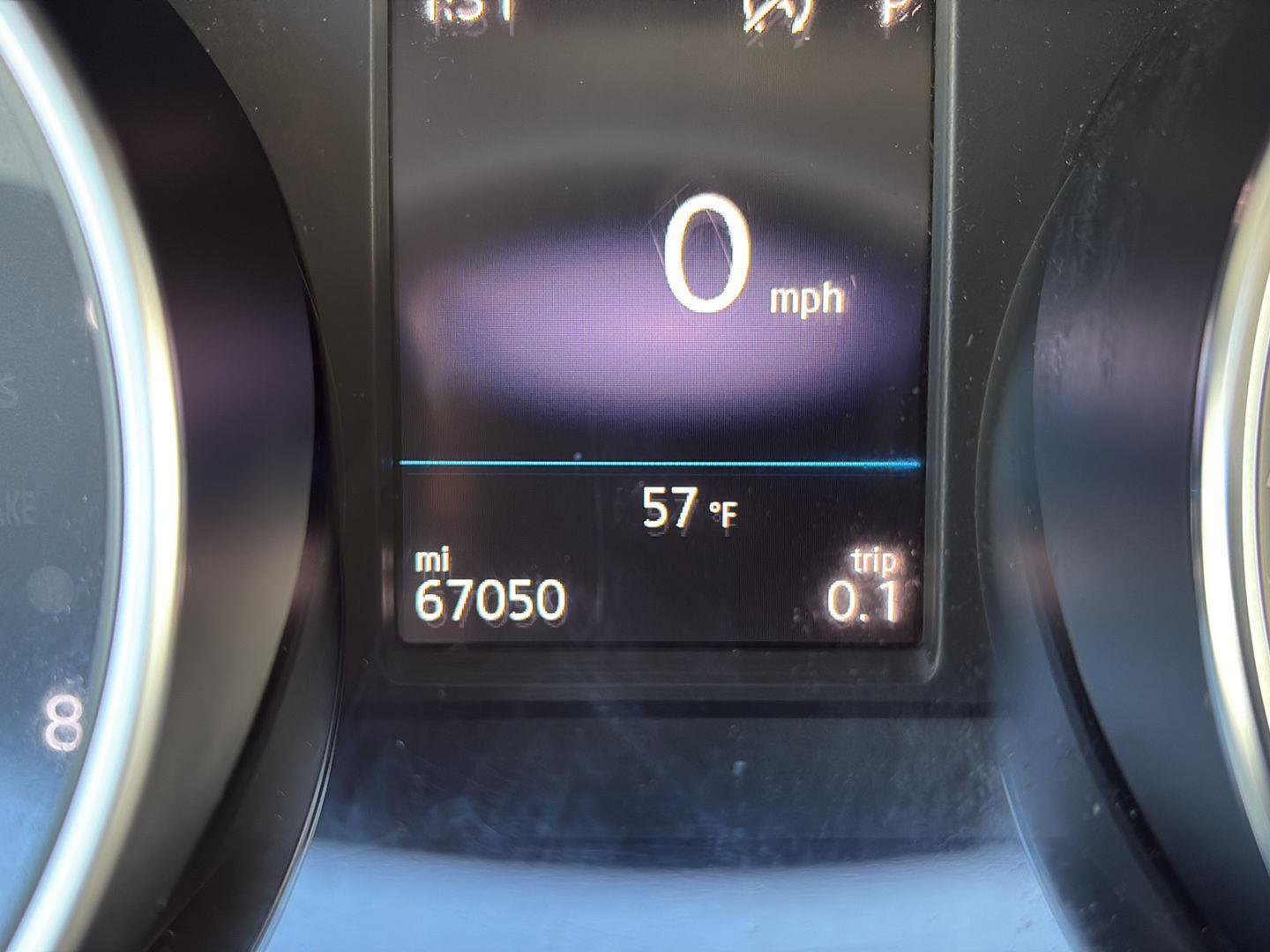 Used 2020 Volkswagen Tiguan SE image 25