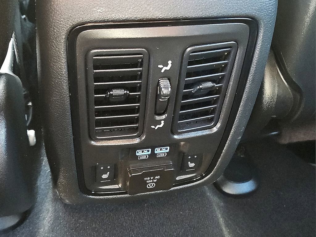 Used 2024 Dodge Durango GT image 16