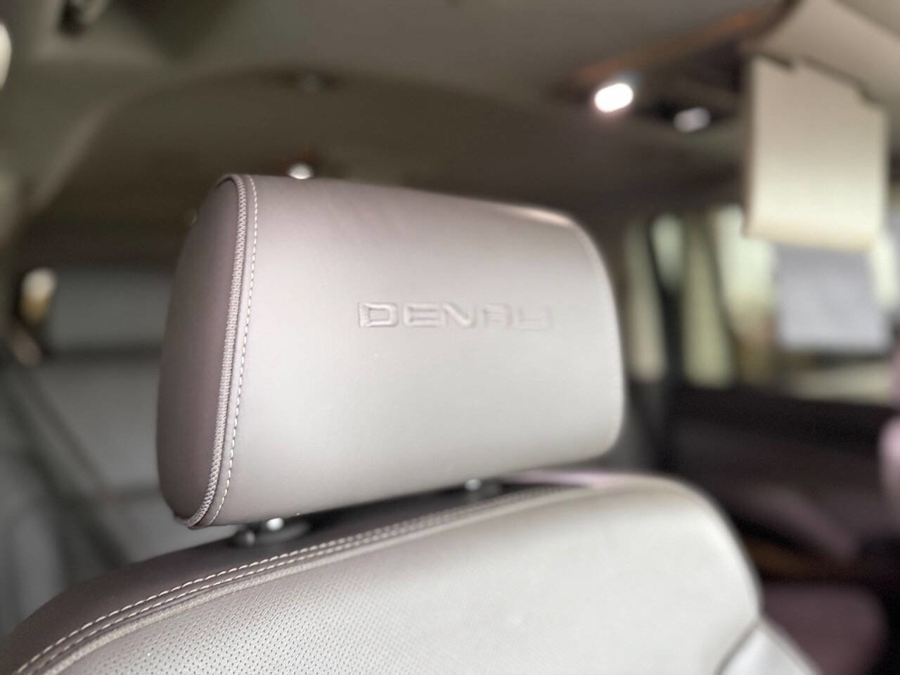 Used 2016 GMC Yukon XL Denali w/ Open Road Package image 44