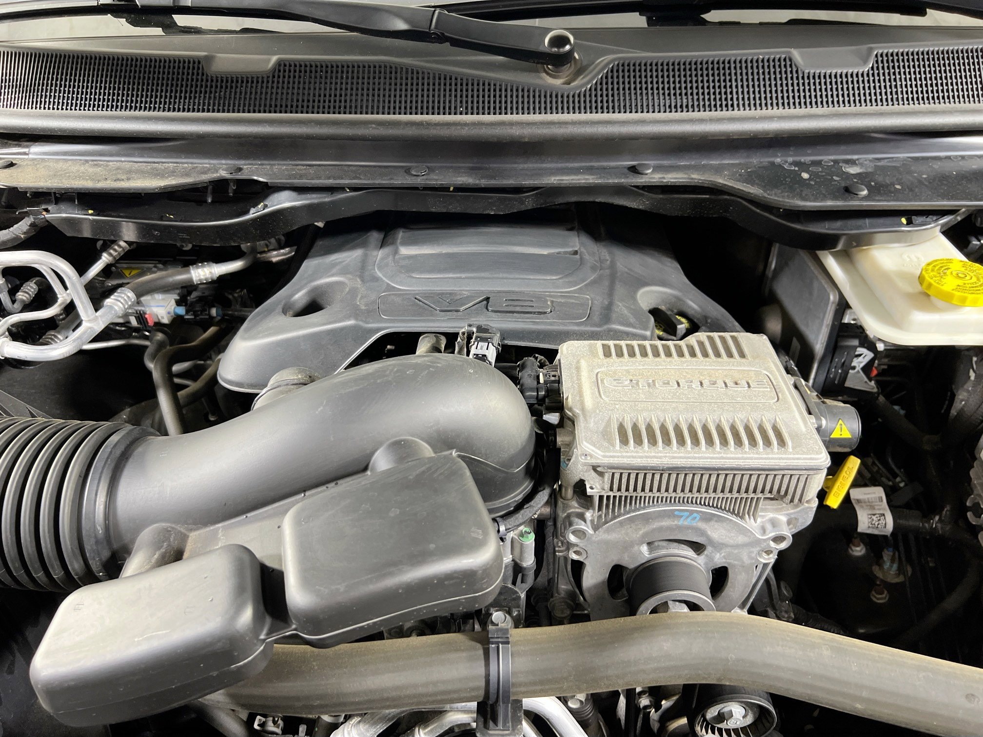 Used 2022 Jeep Wagoneer Series III w/ Rear Seat Video Group 1 image 32