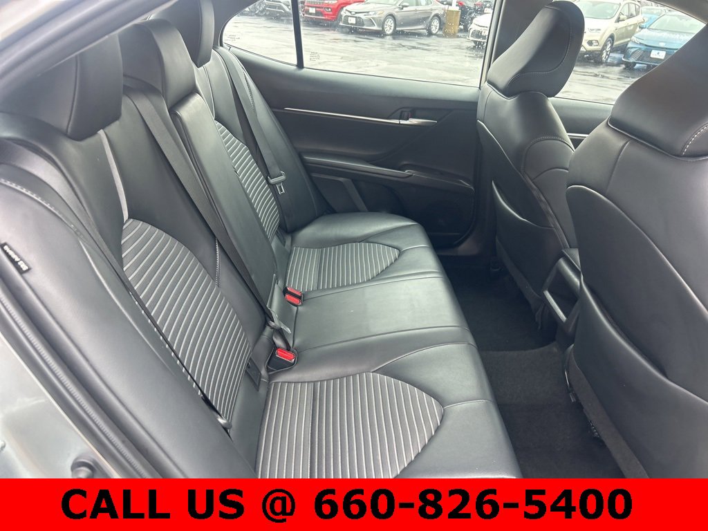 Used 2023 Toyota Camry SE image 10