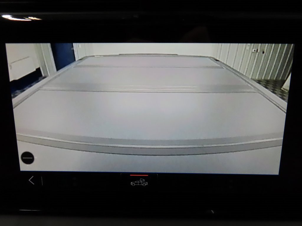 Used 2025 GMC Sierra 1500 Denali Ultimate image 23