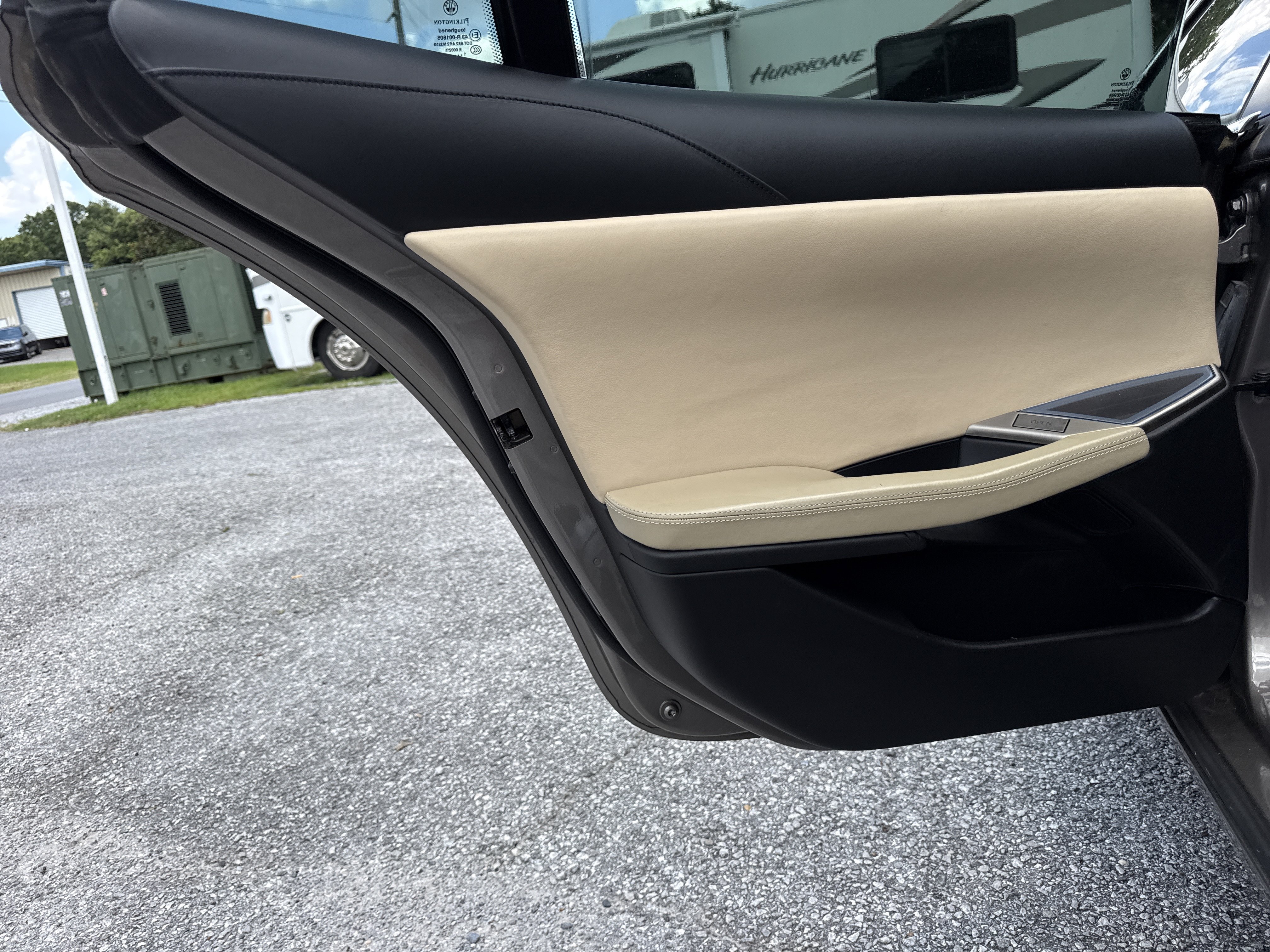 Used 2012 Fisker Karma EcoSport RWD image 26
