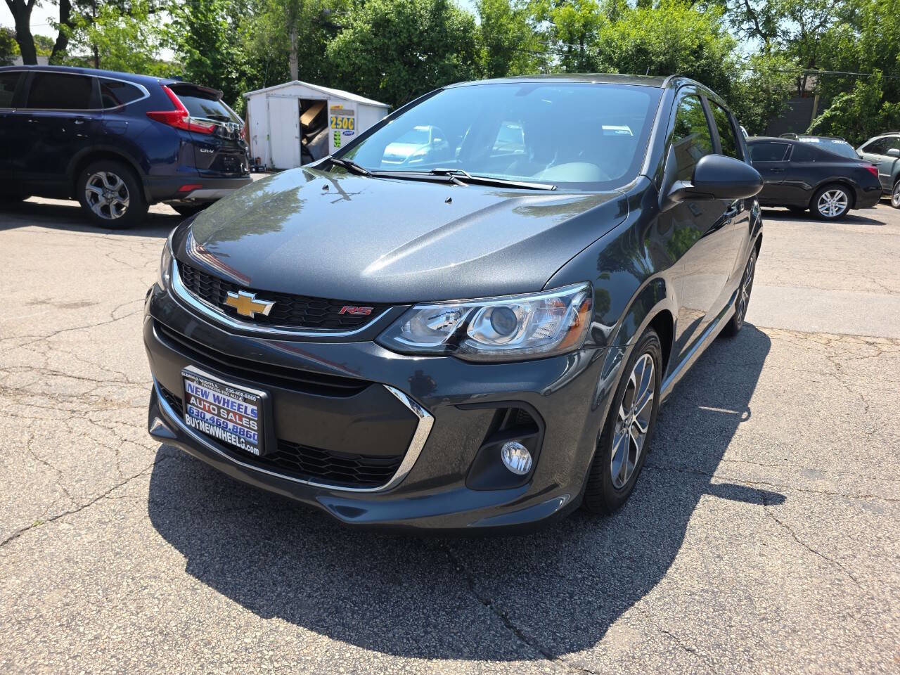 Used 2017 Chevrolet Sonic LT w/ Convenience Package FWD image 1