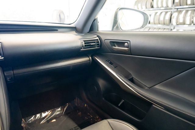 Used 2019 Lexus IS 350 F Sport w/ F Sport Package AWD/4WD image 10