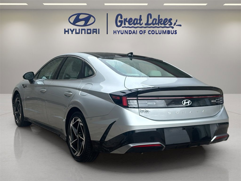 Certified 2025 Hyundai Sonata SEL image 3
