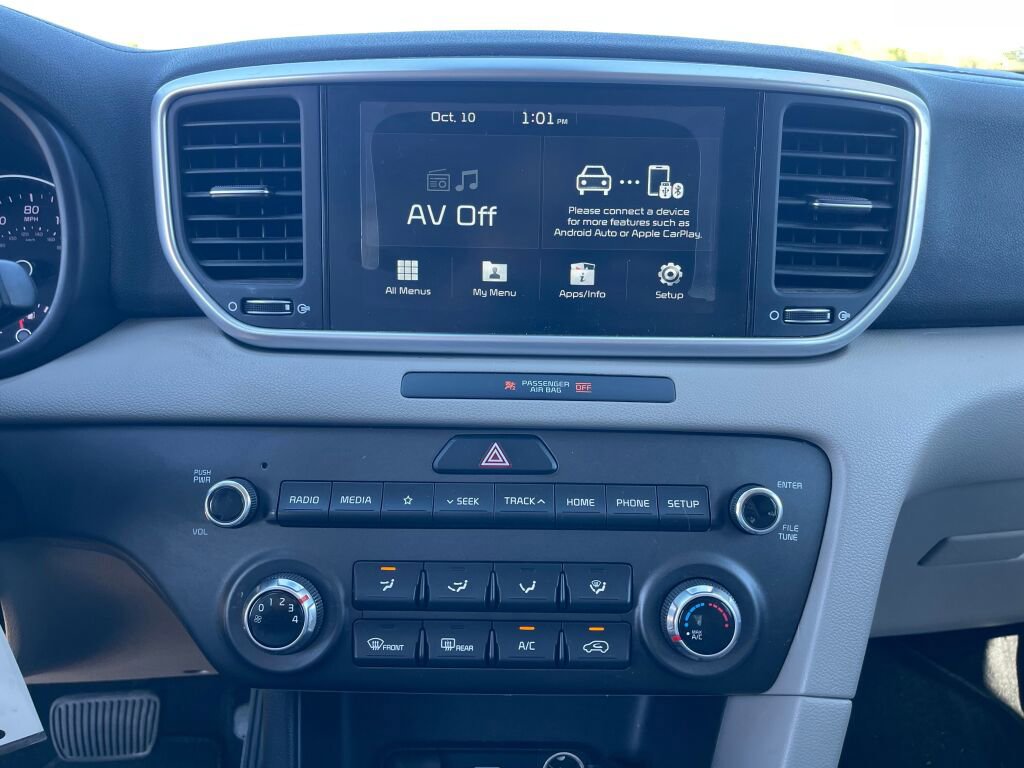 Used 2020 Kia Sportage LX image 11